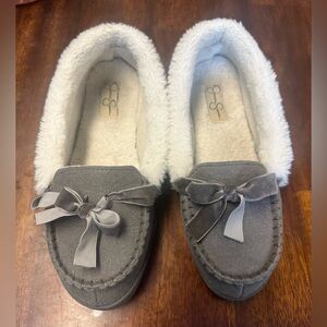 Jessica Simpson Women's Micro Suede Moccasin Indoor Outdoor Slipper Shoe